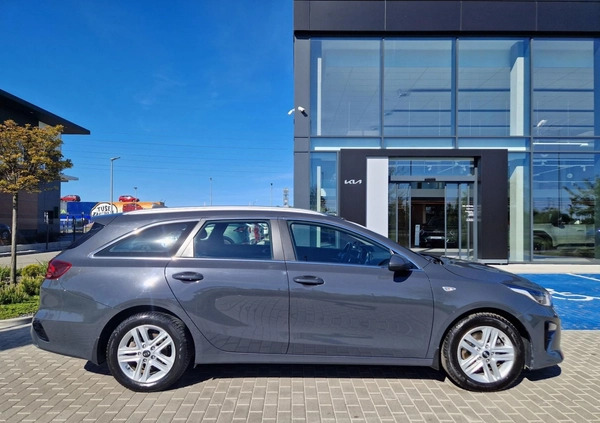 Kia Ceed cena 75800 przebieg: 53122, rok produkcji 2021 z Gdańsk małe 154